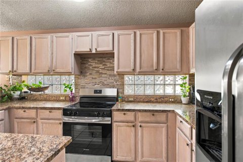 Casa en venta en Orlando, Florida, 4 dormitorios, 195.28 m2 № 2384225 - foto 13