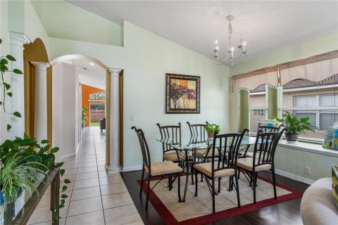 Casa en venta en Orlando, Florida, 4 dormitorios, 195.28 m2 № 2384225 - foto 6