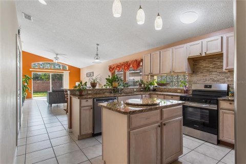 Casa en venta en Orlando, Florida, 4 dormitorios, 195.28 m2 № 2384225 - foto 10