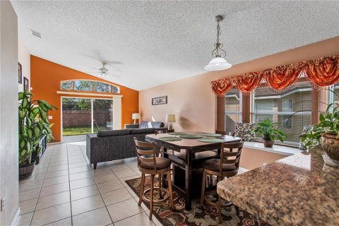 Casa en venta en Orlando, Florida, 4 dormitorios, 195.28 m2 № 2384225 - foto 9