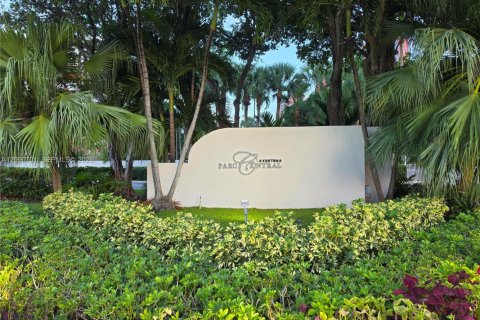 Condo à Aventura, Floride, 2 chambres № 2369923