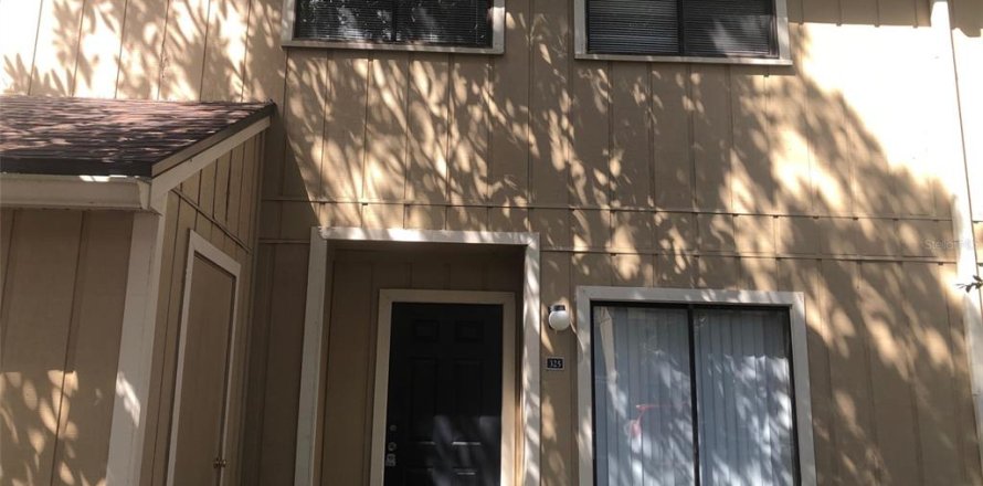 Townhouse in Gainesville, Florida 3 bedrooms, 139.35 sq.m. № 1835238
