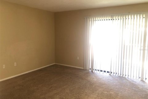 Townhouse in Gainesville, Florida 3 bedrooms, 139.35 sq.m. № 1835238 - photo 19