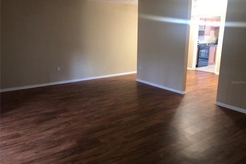 Townhouse in Gainesville, Florida 3 bedrooms, 139.35 sq.m. № 1835238 - photo 30