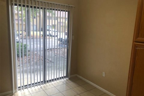 Townhouse in Gainesville, Florida 3 bedrooms, 139.35 sq.m. № 1835238 - photo 8