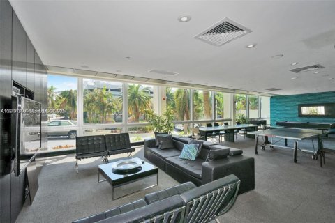 Condominio en venta en Miami Beach, Florida, 1 dormitorio, 77.76 m2 № 2189443 - foto 22