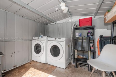 Apartamento en alquiler en Hollywood, Florida, 2 dormitorios, 78.97 m2 № 2046284 - foto 17