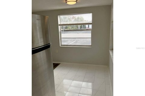 Apartamento en alquiler en Holiday, Florida, 1 dormitorio, 55.74 m2 № 1906476 - foto 10