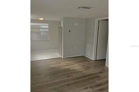 Apartamento en alquiler en Holiday, Florida, 1 dormitorio, 55.74 m2 № 1906476 - foto 5
