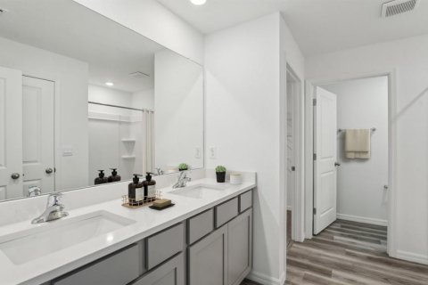 Casa en venta en Plant City, Florida, 5 dormitorios, 192.96 m2 № 2205290 - foto 18