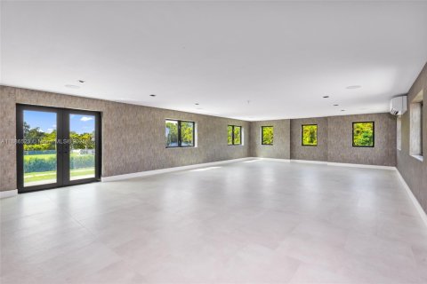 Villa ou maison à vendre à Southwest Ranches, Floride: 6 chambres № 2015502 - photo 27