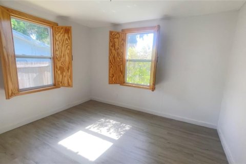 House in Gainesville, Florida 2 bedrooms, 89.93 sq.m. № 2220617 - photo 13