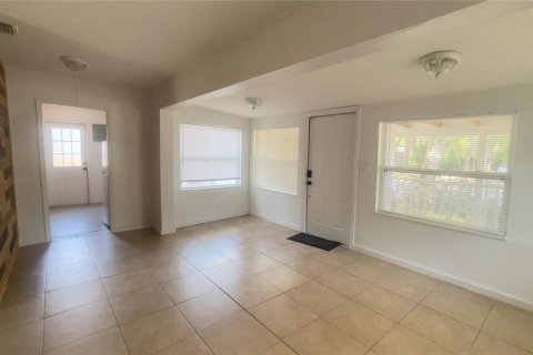 House in Gainesville, Florida 2 bedrooms, 89.93 sq.m. № 2220617 - photo 7
