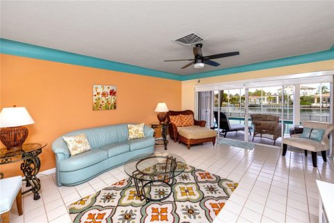 Villa ou maison à vendre à Saint Petersburg, Floride: 3 chambres, 181.72 m2 № 1765192 - photo 7