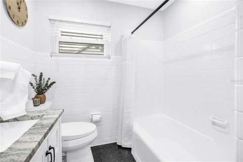 Casa en venta en Saint Petersburg, Florida, 5 dormitorios, 193.61 m2 № 1918072 - foto 30