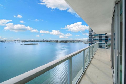 Copropriété à louer à Miami, Floride: 1 chambre, 87.51 m2 № 2008249 - photo 3