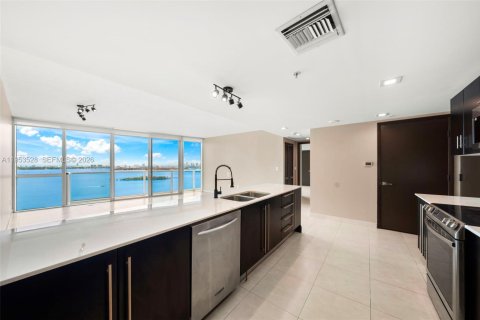 Copropriété à louer à Miami, Floride: 1 chambre, 87.51 m2 № 2008249 - photo 7
