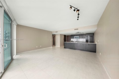 Copropriété à louer à Miami, Floride: 1 chambre, 87.51 m2 № 2008249 - photo 5