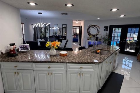 House in Spring Hill, Florida 3 bedrooms, 176.89 sq.m. № 2427378 - photo 17