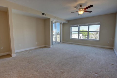 Condo in Sanford, Florida, 2 bedrooms  № 1542735 - photo 21