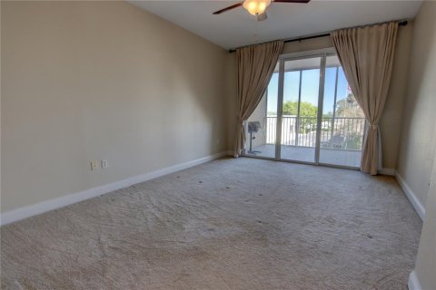 Condo in Sanford, Florida, 2 bedrooms  № 1542735 - photo 24