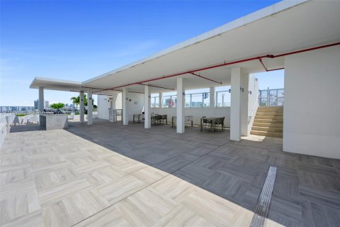 Снять в аренду кондоминиум в Бей-Харбор-Айлендс, Флорида 2 спальни, 118.73м2, № 2029722 - фото 22