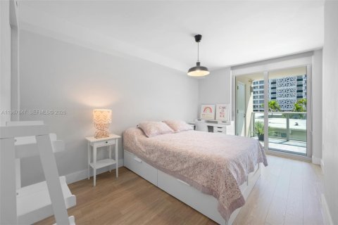 Снять в аренду кондоминиум в Бей-Харбор-Айлендс, Флорида 2 спальни, 118.73м2, № 2029722 - фото 13