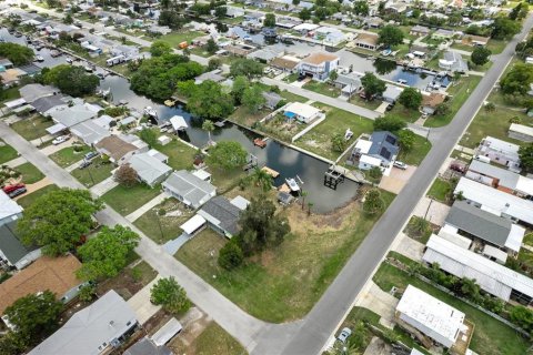 Terreno en venta en Hudson, Florida № 218593 - foto 4