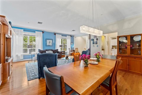 Touwnhouse à vendre à Tampa, Floride: 2 chambres, 204.85 m2 № 1818811 - photo 22