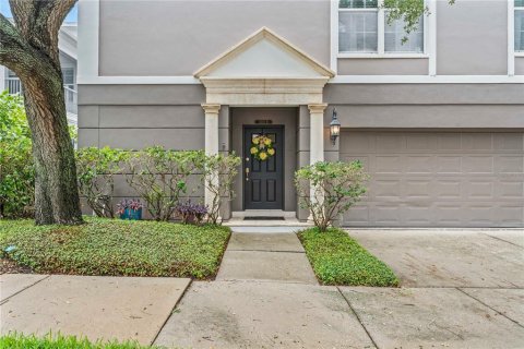 Touwnhouse à vendre à Tampa, Floride: 2 chambres, 204.85 m2 № 1818811 - photo 1