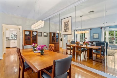 Touwnhouse à vendre à Tampa, Floride: 2 chambres, 204.85 m2 № 1818811 - photo 11