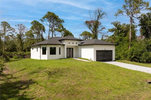 House in Port Charlotte, Florida 3 bedrooms, 159.33 sq.m. № 2215399 - photo 3