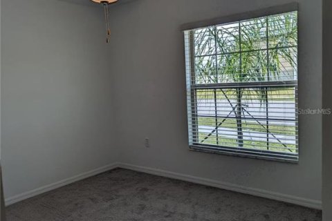 House in Wesley Chapel, Florida 4 bedrooms, 180.14 sq.m. № 1879645 - photo 16