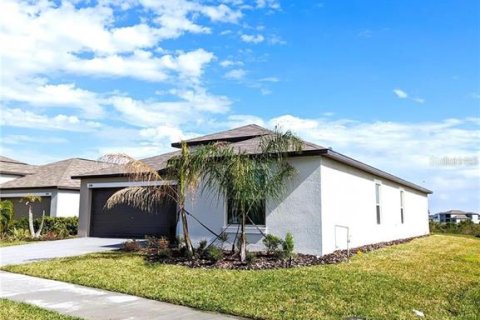 House in Wesley Chapel, Florida 4 bedrooms, 180.14 sq.m. № 1879645 - photo 4