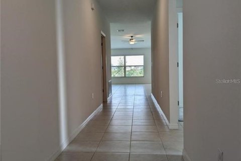 House in Wesley Chapel, Florida 4 bedrooms, 180.14 sq.m. № 1879645 - photo 5