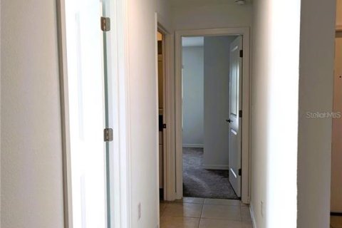 House in Wesley Chapel, Florida 4 bedrooms, 180.14 sq.m. № 1879645 - photo 18