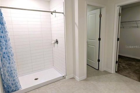 House in Wesley Chapel, Florida 4 bedrooms, 180.14 sq.m. № 1879645 - photo 24