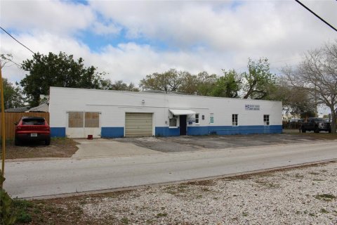 Commercial property in Saint Petersburg, Florida 196.21 sq.m. № 1539702 - photo 2