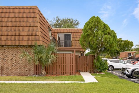 Townhouse in Davie, Florida 3 bedrooms, 153.66 sq.m. № 1820433 - photo 5