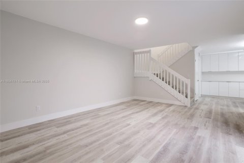 Townhouse in Davie, Florida 3 bedrooms, 153.66 sq.m. № 1820433 - photo 11