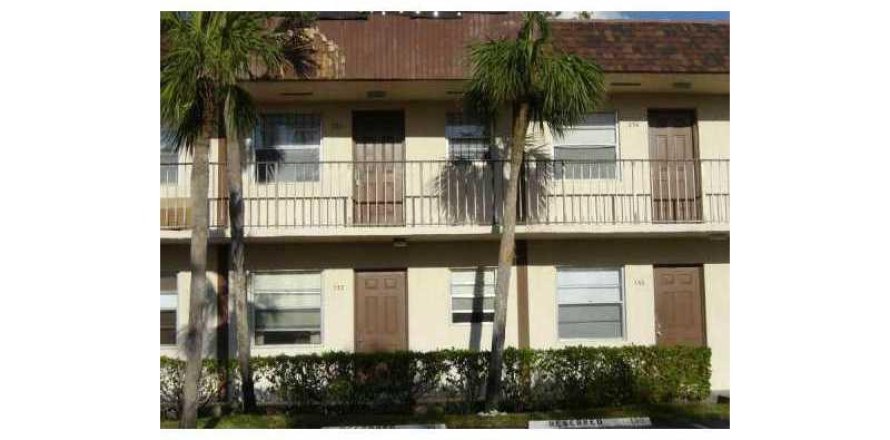 Condominio en Margate, Florida, 2 dormitorios  № 2254447