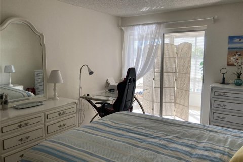 Copropriété à louer à Bradenton, Floride: 1 chambre, 78.97 m2 № 2166115 - photo 9