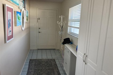 Copropriété à louer à Bradenton, Floride: 1 chambre, 78.97 m2 № 2166115 - photo 2