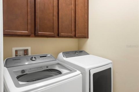 Casa en alquiler en Davenport, Florida, 3 dormitorios, 139.73 m2 № 1807497 - foto 11