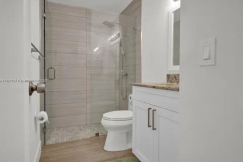 Adosado en alquiler en Miami, Florida, 2 dormitorios, 91.6 m2 № 1952079 - foto 8
