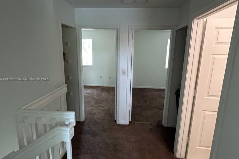 Touwnhouse à louer à Homestead, Floride: 3 chambres, 120.96 m2 № 1968883 - photo 6