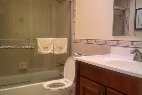 Condo in Lauderdale Lakes, Florida, 1 bedroom № 2018807 - photo 13