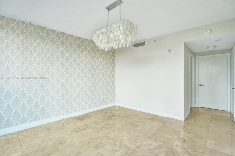 Condo in Miami Beach, Florida, 2 bedrooms № 2172790 - photo 20