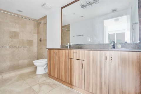 Condo in Miami Beach, Florida, 2 bedrooms № 2172790 - photo 18