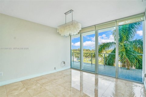 Condo in Miami Beach, Florida, 2 bedrooms № 2172790 - photo 22